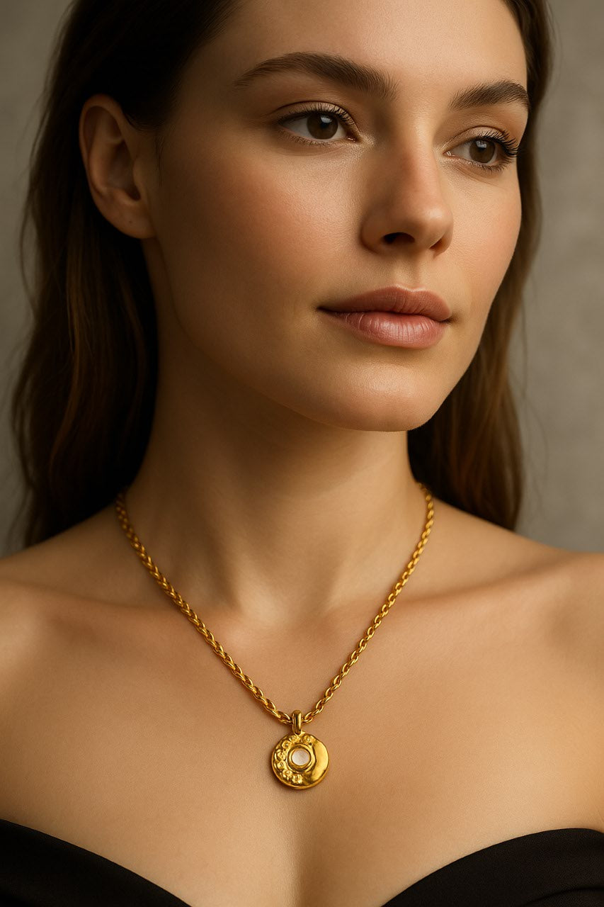 Artisan Round Pendant Necklace Gold Vermeil with Mother of Pearl Inlay LN10108