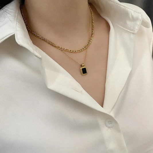 Black Stone Pendant Necklace – Dual Layer Gold Chain for Women LN10324