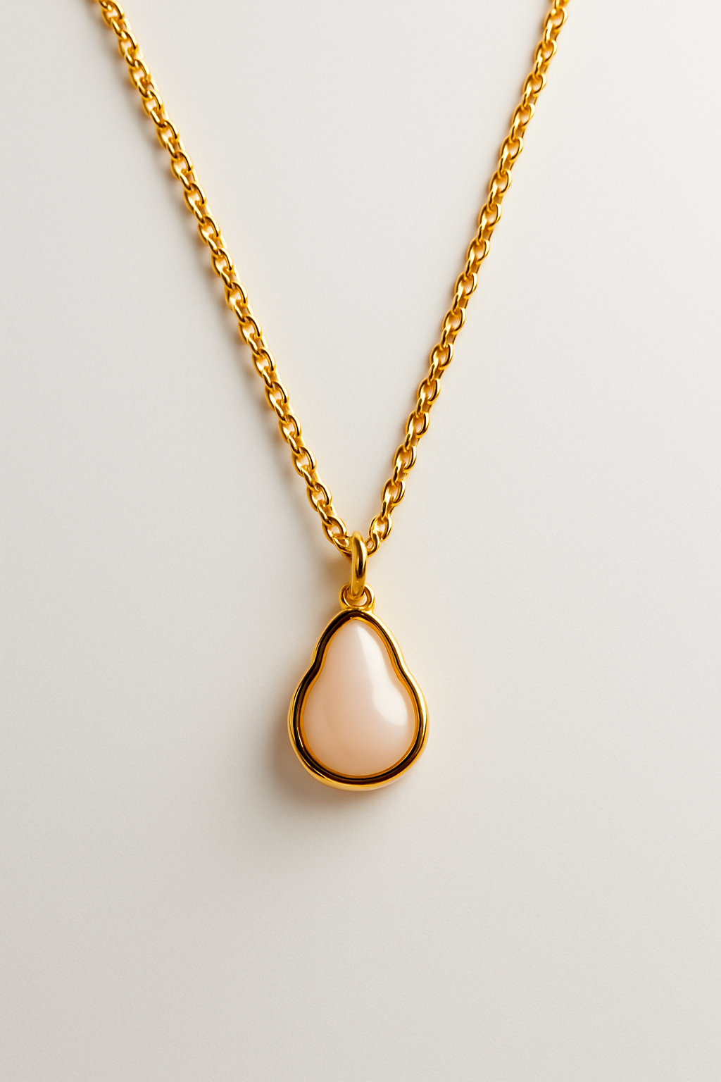 Elegant Gold Chain Necklace with Pear-Shaped Pink Stone Pendant – Minimalist Jewelry LN10139