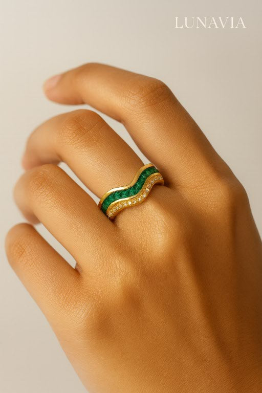 Emerald Wave Stacking Ring – Gold & Diamond Accent LR10104