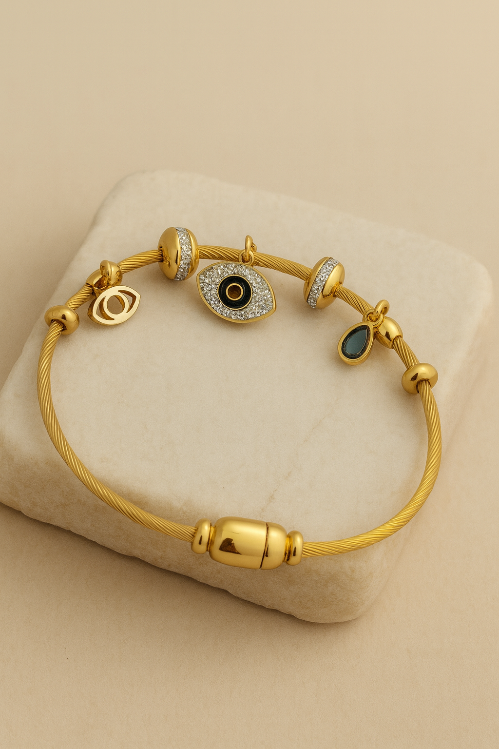 Evil Eye Charm Cable Bracelet – Gold Tone LB10123