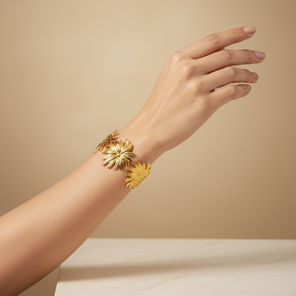 Floral Gold Cuff Bracelet – Bold Daisy-Inspired Statement Bangle LB10183