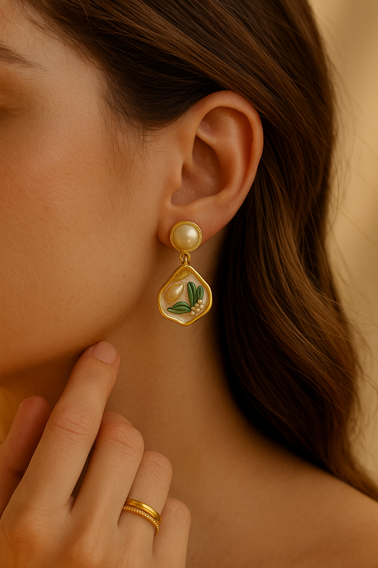 Floral Pearl Drop Earrings LE10157