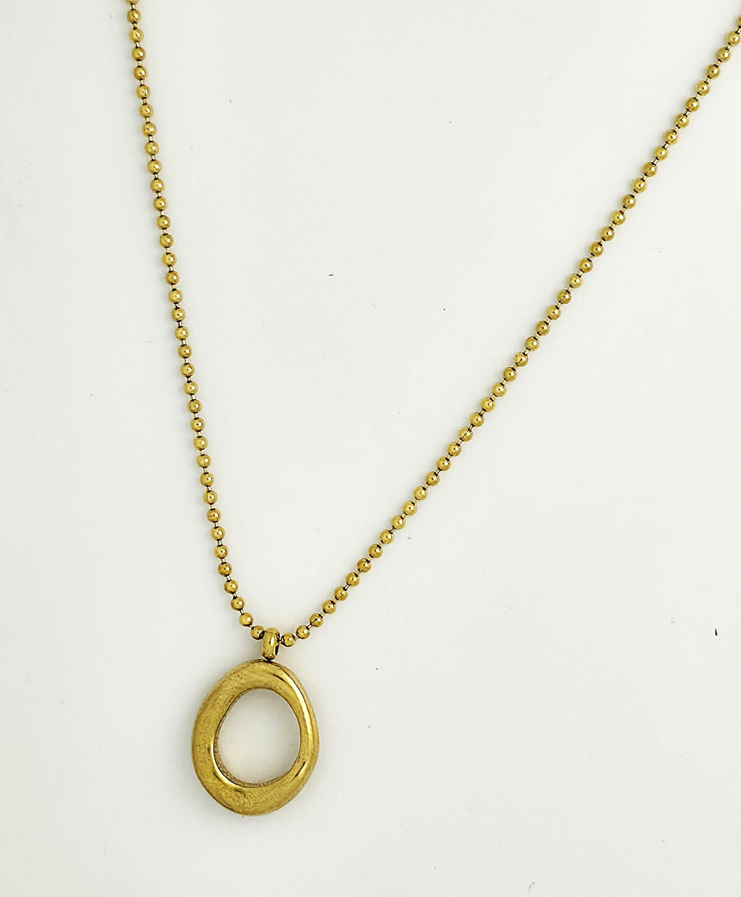Gold Beaded Chain Circle Pendant Necklace LN10200
