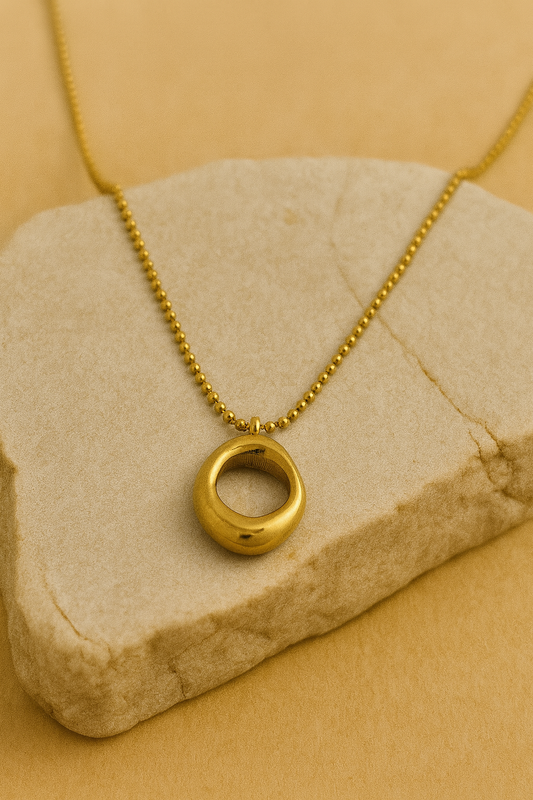 Gold Beaded Chain Circle Pendant Necklace LN10200