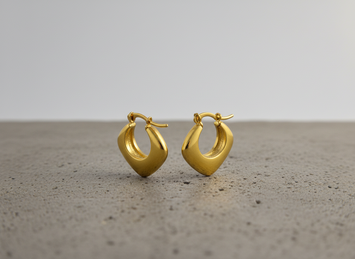 Geometric Matte Gold Hoop Earrings – Modern Minimal Statement Design LE10318