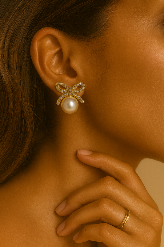 Gold-Plated Bow Pearl Stud Earrings for Women – Elegant Crystal Design LE10300