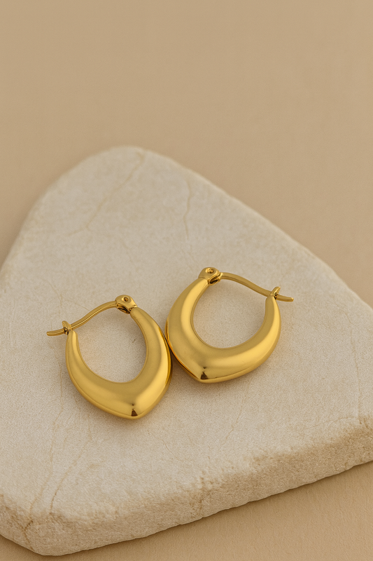 Gold-Plated Chunky Hoop Earrings for Women – Bold Minimalist Style LE10286