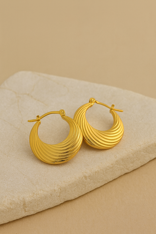 Gold-Plated Textured Hoop Earrings for Women – Classic Ribbed Design LE10287