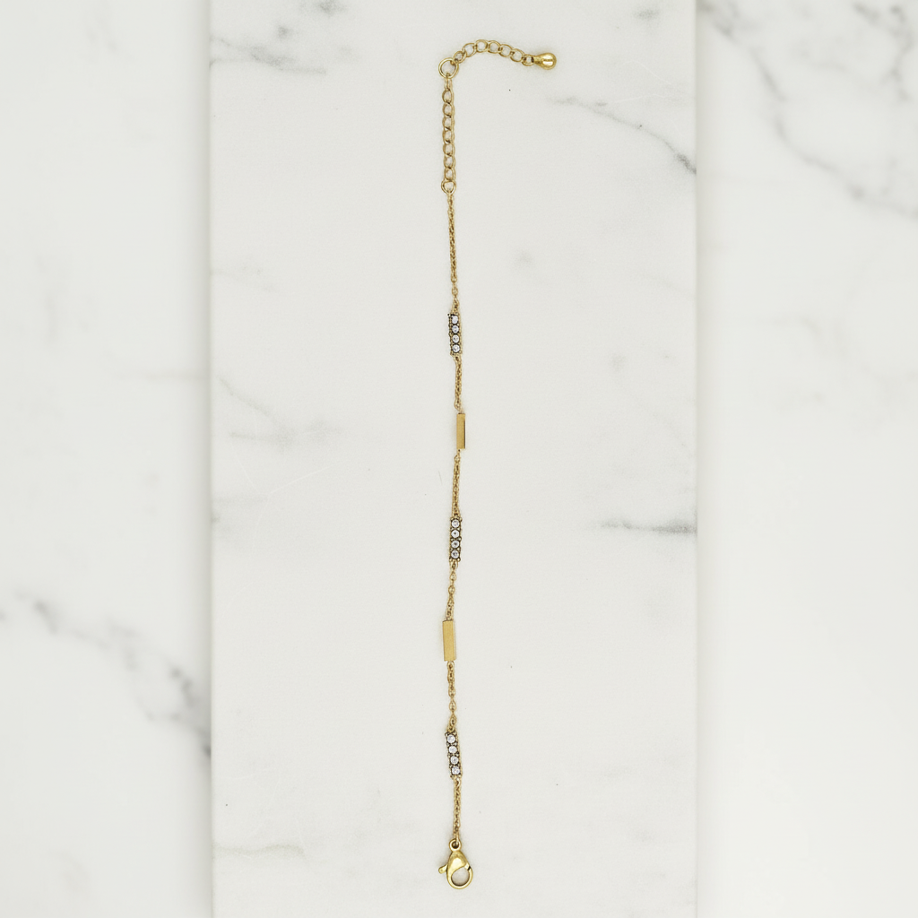 Gold Chain Bracelet with Crystal Accents – Dainty Elegant Jewelry for Women LB10176