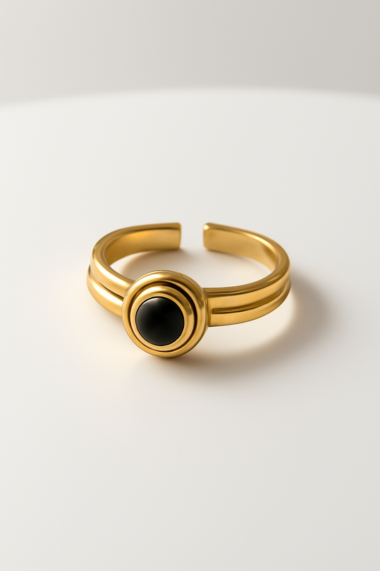 Gold Gemstone Center Ring LR10114
