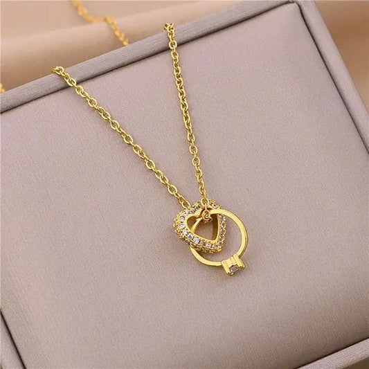 Gold Interlocking Heart Pendant Necklace LN10180