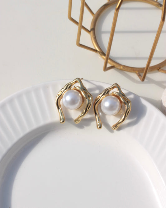 Gold Pearl Sculptural Stud Earrings LE10152
