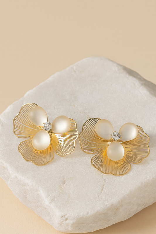 Gold Petal Flower Stud Earrings with Crystal Center – Elegant Statement Jewelry LE10279