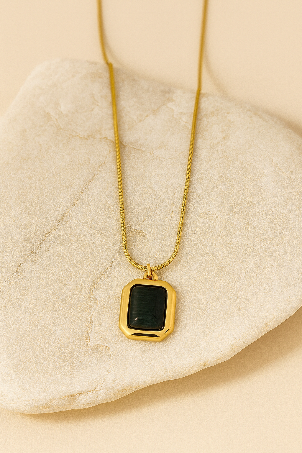 Gold Rectangle Onyx Pendant Snake Chain Necklace LN10226