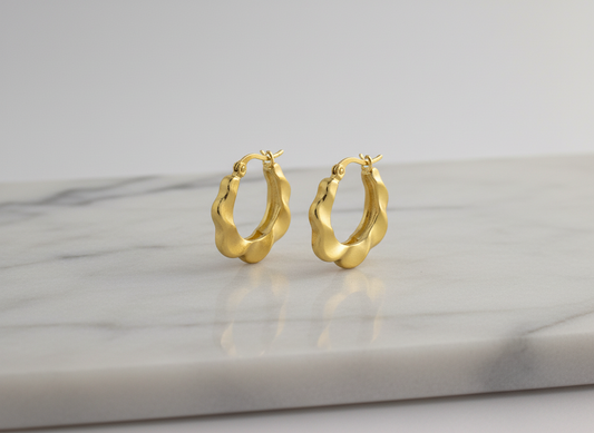 Gold Ripple Hoop Earrings – Sculpted Minimalist Statement Hoops for Women LE10308