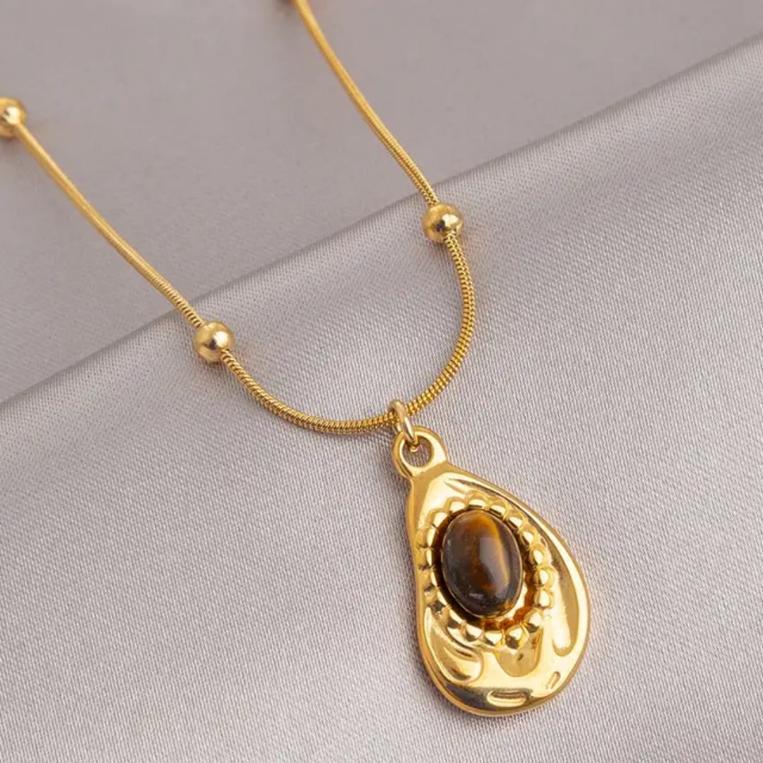 Gold Teardrop Brown Stone Pendant Necklace LN10202