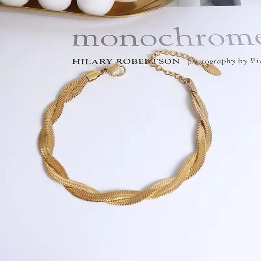 Gold Twisted Herringbone Bracelet – Modern Chain LB10106