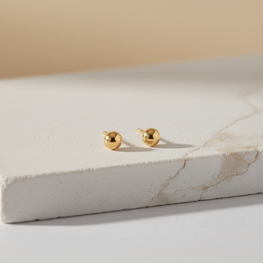 6-Pair Gold & Pearl Weekly Stud Earring Set – Elegant Minimal Design for Everyday Style LE10339