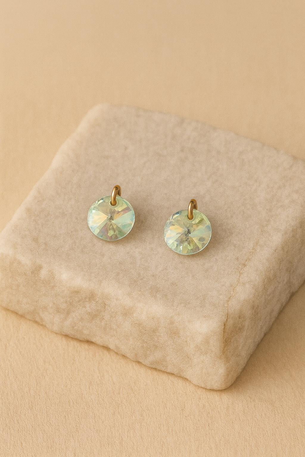 6-Pair Gold & Crystal Weekly Stud Earring Set – Elegant Minimal Jewelry Collection LE10340