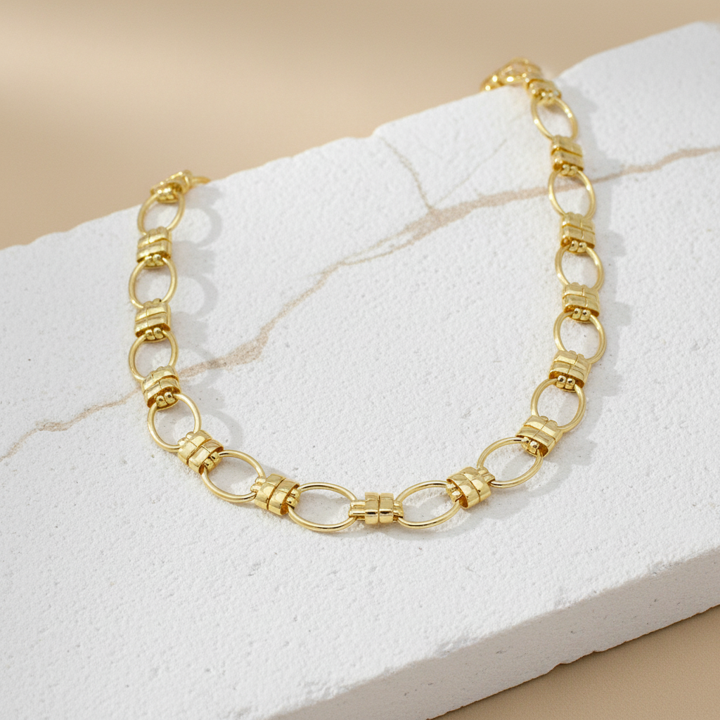 Classic Gold Link Chain Necklace – Elegant Statement Jewelry for Women LN10300