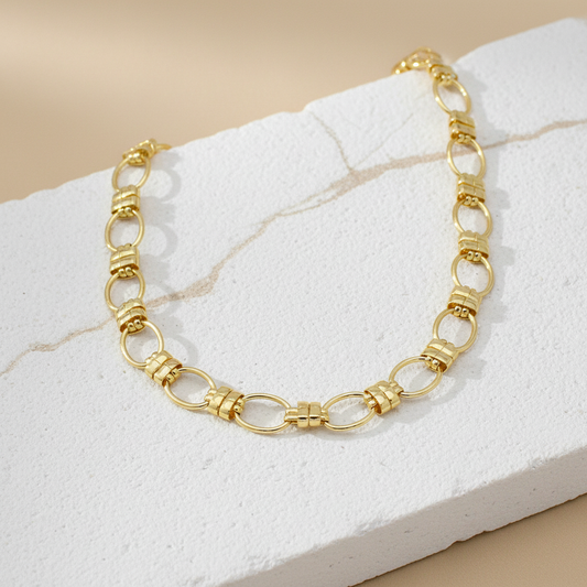 Classic Gold Link Chain Necklace – Elegant Statement Jewelry for Women LN10300