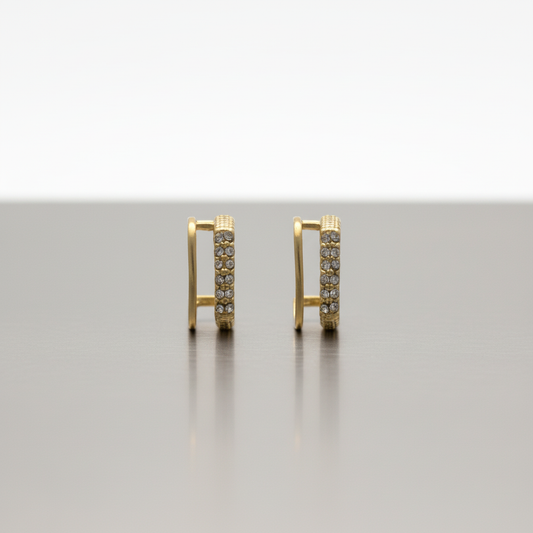 Gold Crystal Huggie Hoop Earrings – Minimal Elegant Everyday Sparkle LE10342