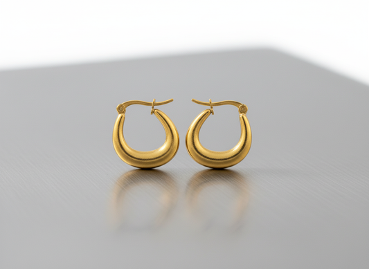 Matte Gold Hoop Earrings – Minimal Crescent Design for Everyday Sophistication LE10316