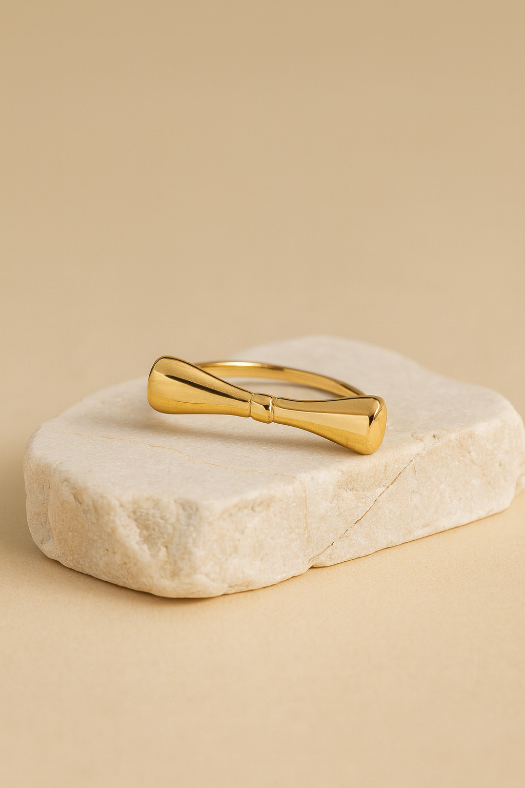 Minimal Dumbbell Bar Ring in Gold LR10175