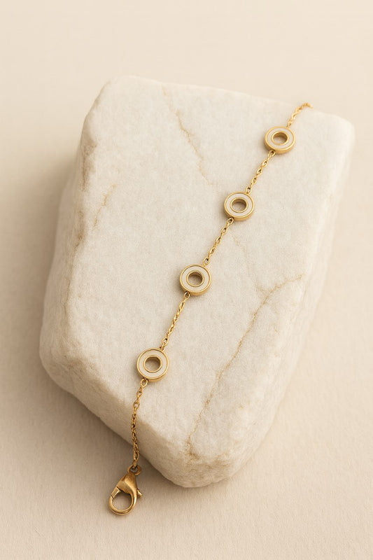 Minimalist Gold Circle Bracelet , Modern Geometric Jewelry LB10102