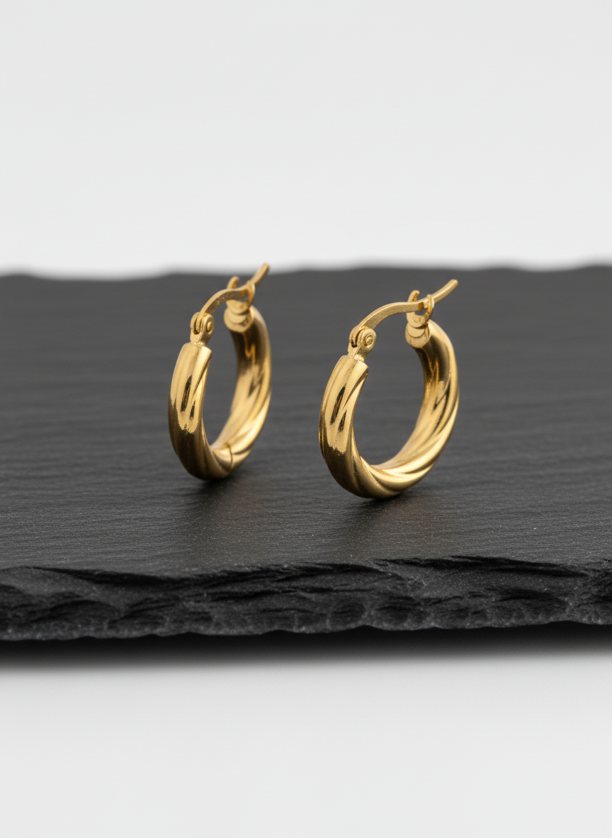 Polished Twisted Gold Hoop Earrings – Classic Round Design with Modern Shine LE10317