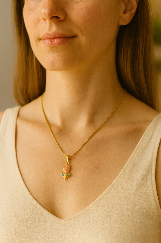 Rose Bud Pendant Necklace with Enamel Leaves LN10273
