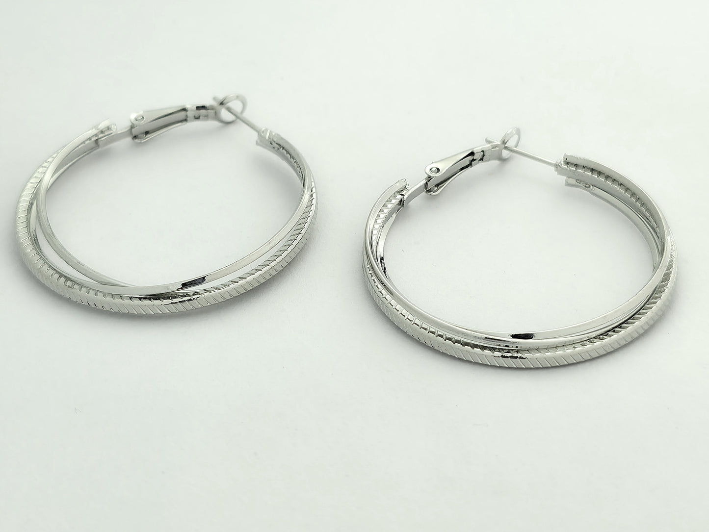 Silver Textured Double Hoop Earrings LE10210