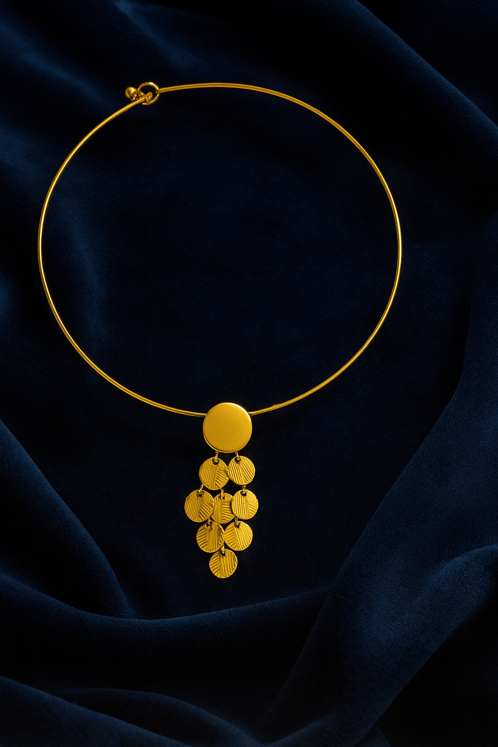 Statement Gold Choker Necklace with Layered Coin Charms – Bold Modern Jewelry LN10137