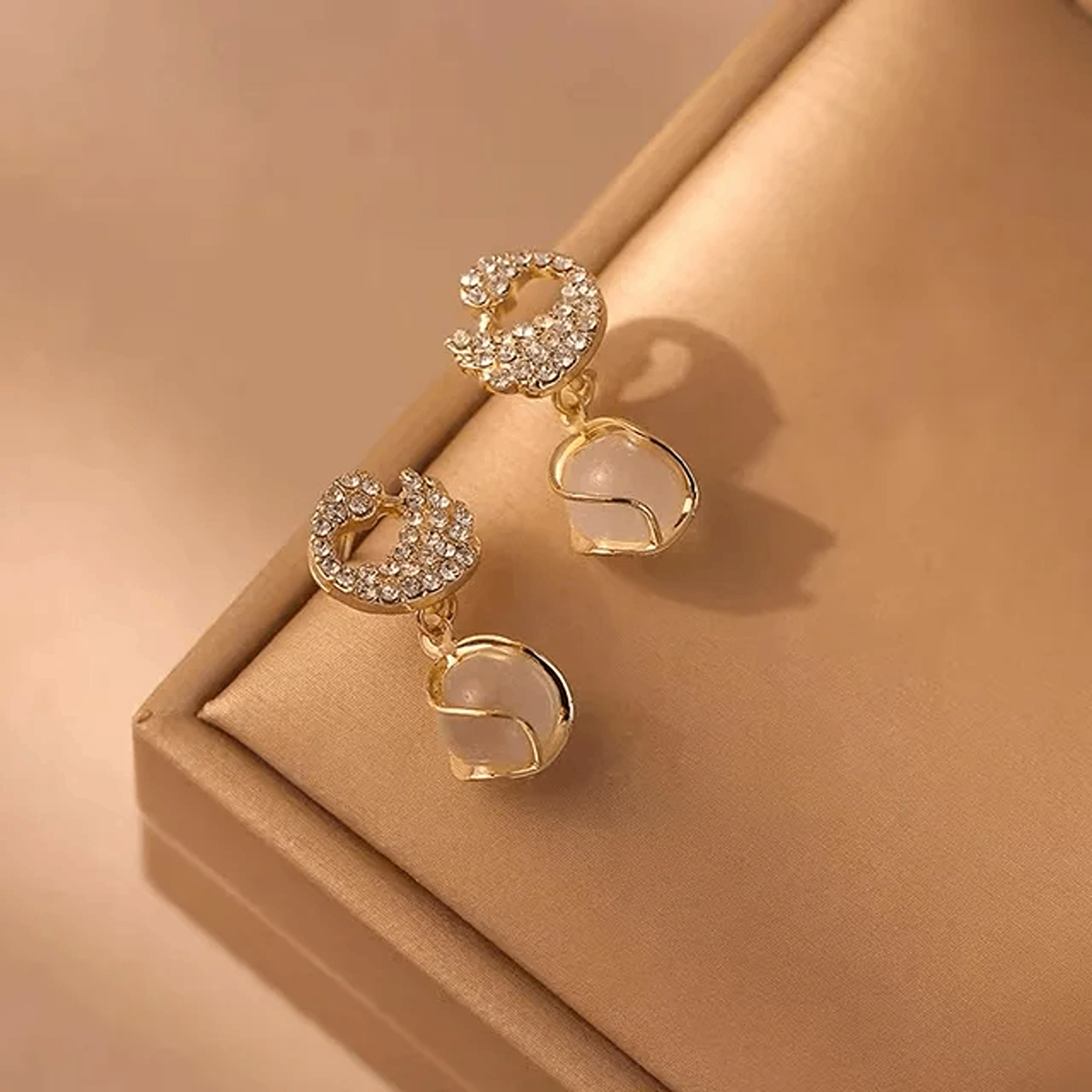Swan Drop Crystal Dangle Earrings LE10205