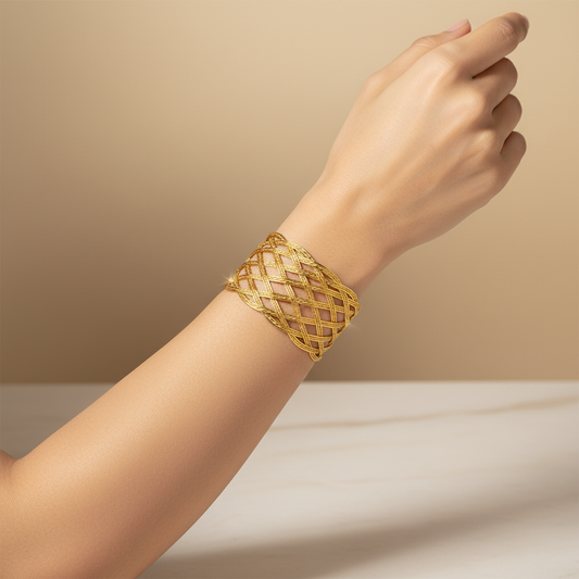 Textured Gold Woven Cuff Bracelet – Intricate Lattice Design for Statement Elegance LB10186