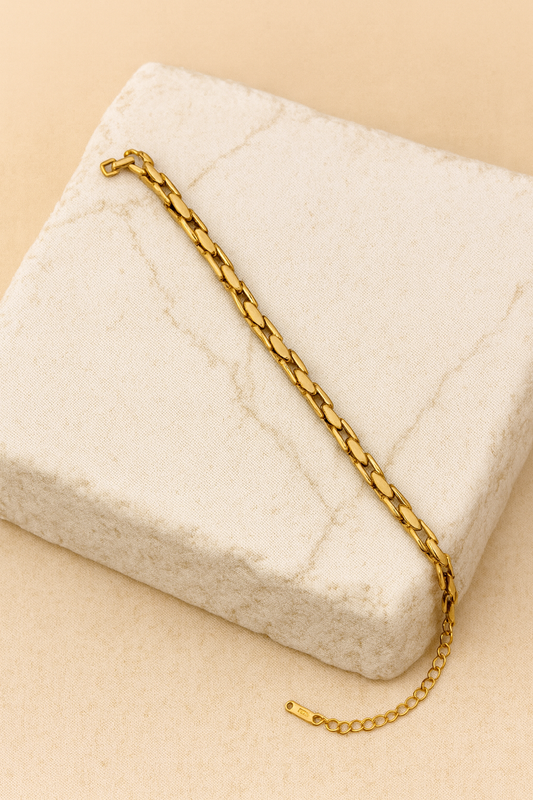 Textured Helix Link Gold Bracelet LB10174