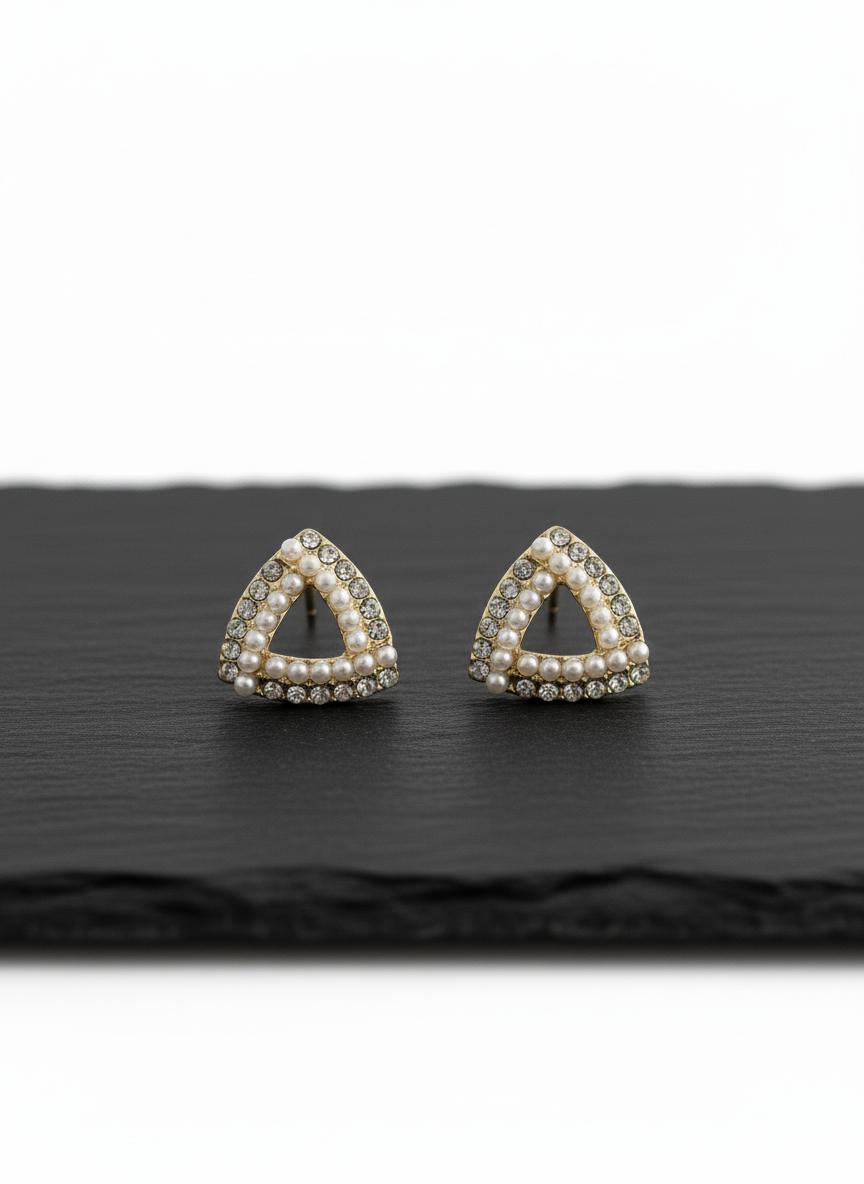 Triangle Pearl and Crystal Stud Earrings – Elegant Geometric Gold Statement LE10313