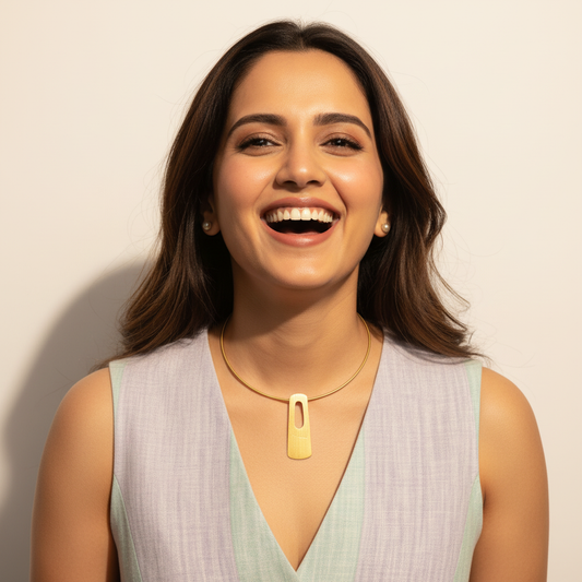 Geometric Open‑Cut Pendant Choker – Gold Collar Necklace LN10198