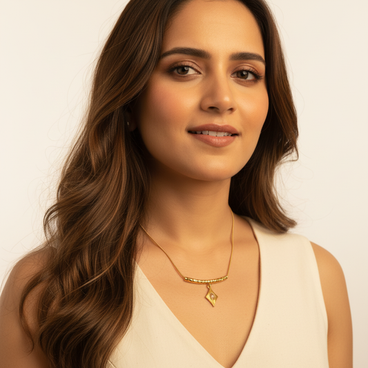 Gold Hammered Bar Necklace with Sunburst Pendant LN10189