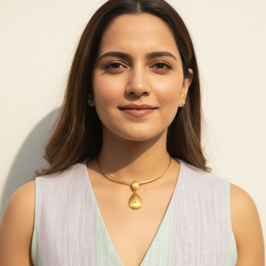 Gold Teardrop Choker Necklace – Minimalist Collar LN10194