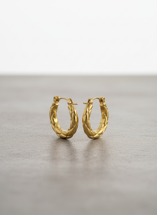 Gold Braided Hoop Earrings – Minimalist Textured Hoops for Everyday Elegance LE10307