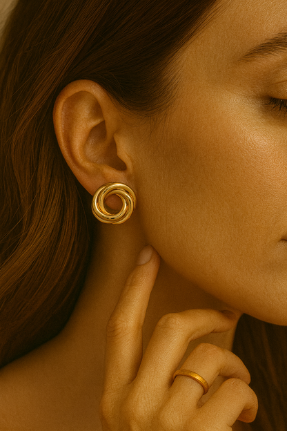 Gold Interlocking Knot Stud Earrings LE10231
