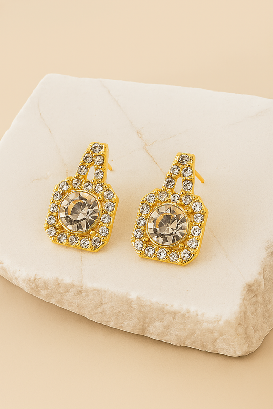 Gold-Plated Crystal Stud Earrings for Women – Glamorous Statement Jewellery LE10305