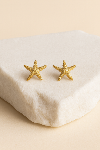 6-Pair Everyday Stud Earring Set – Minimal Gold & Pearl Designs for Each Day LE10337