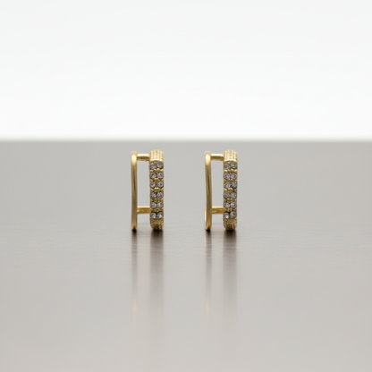 Gold Crystal Huggie Hoop Earrings – Minimal Elegant Everyday Sparkle LE10342