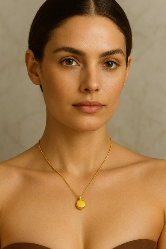 Minimalist Gold Disc Necklace Gold Vermeil Polished Round Pendant  Modern Everyday Jewelry LN10119